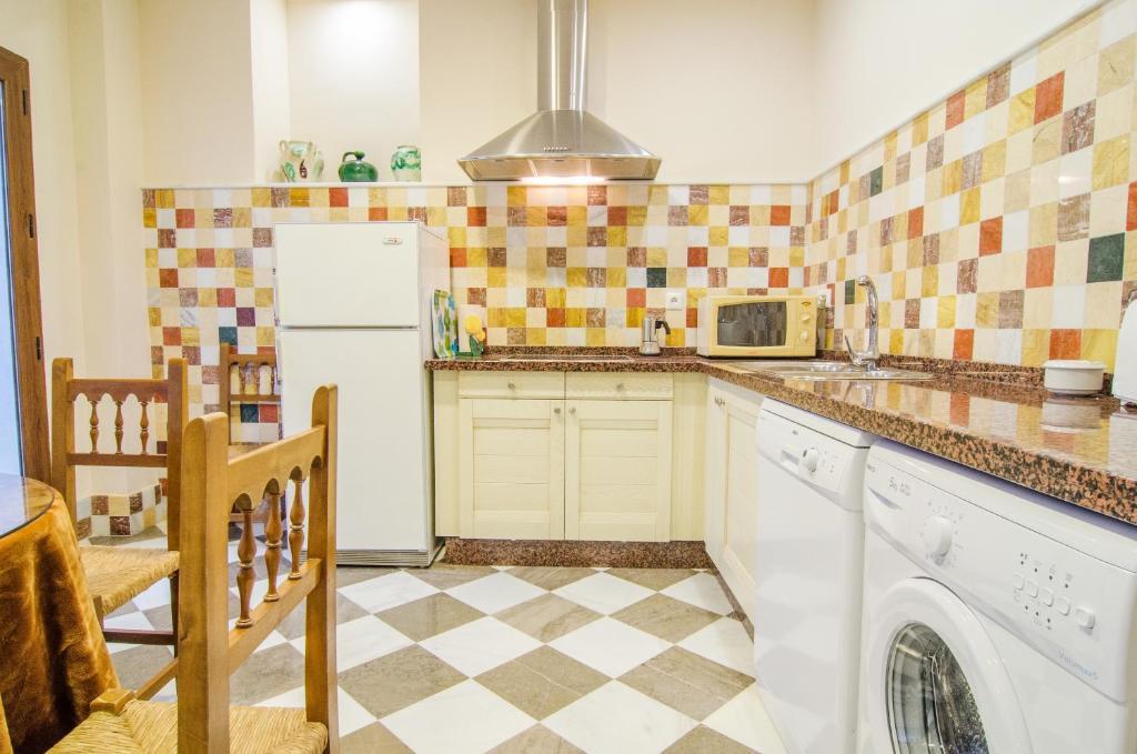 Apartamentos Salmerones 알하마데그라나다 객실 사진